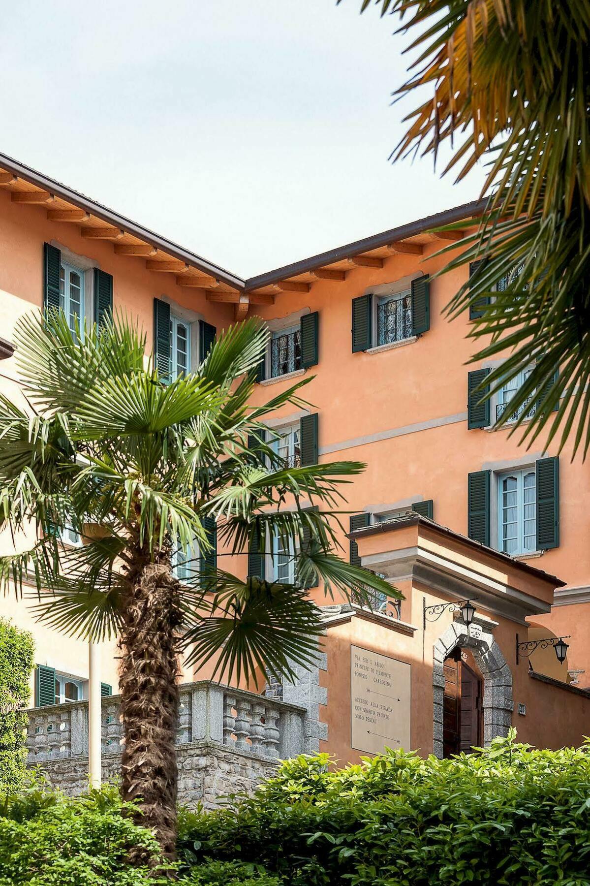 Апарт отель Palazzo Del Vicere Лезено Экстерьер фото